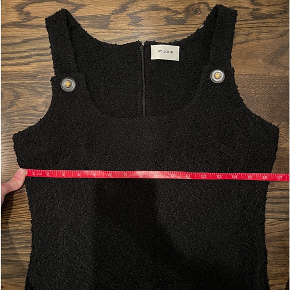 STUNNING! “ST.JOHN’ 2 Piece Black Boucle Dress and Jacket Set! Size 6 - Picture 14 of 16